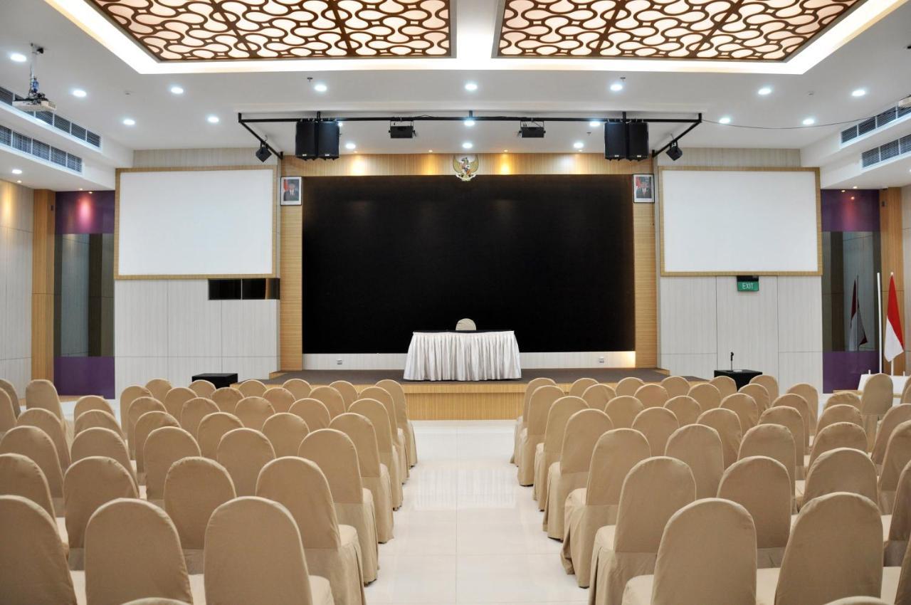 Beverly Hotel Batam Nagoya Exterior foto